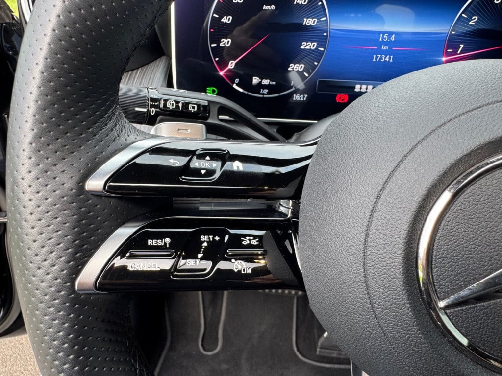 Mercedes-Benz Glc 200 4matic amg line automaat , elektrische trekhaak panor