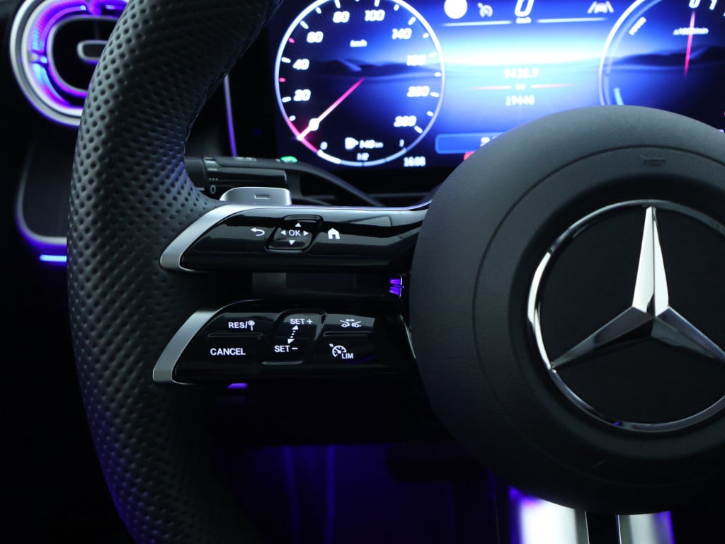 Mercedes-Benz Glc coupé 300 e 4matic amg plug-in hybride | trekhaak |  pano