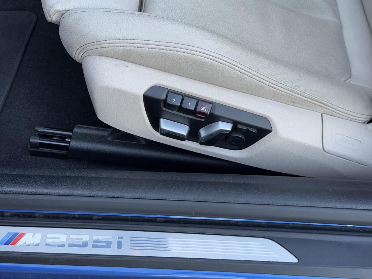BMW 2-serie Cabrio - M235i xDrive |Full Option | Harman Kardon | Memory