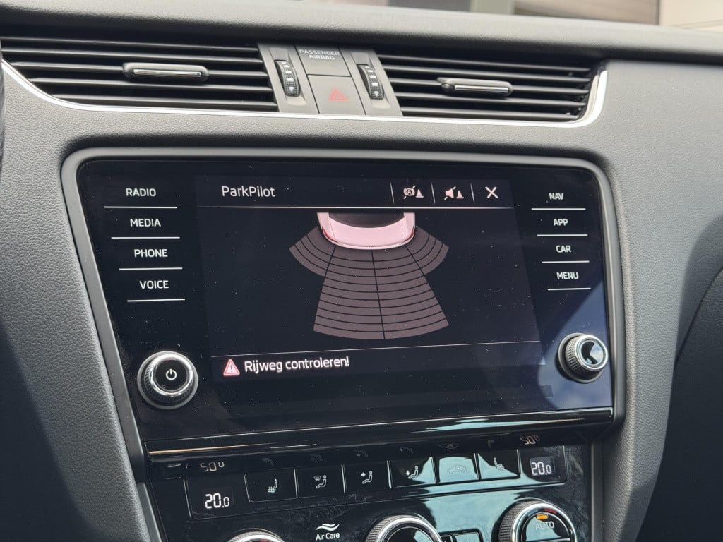 Skoda Octavia 1.5 tsi greentech business edition upgrade automaat | navigat