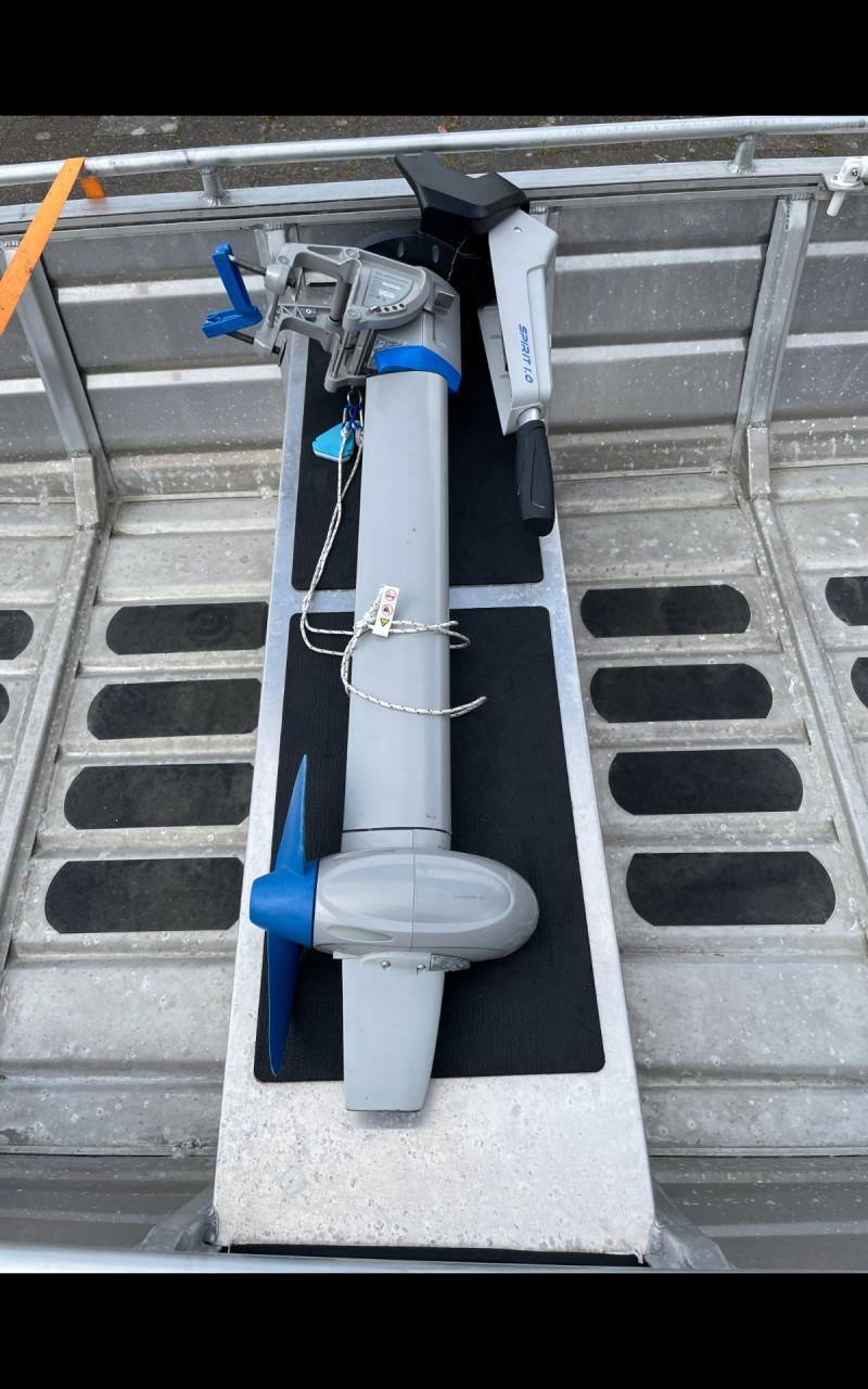 Aluminium boot - e-propulsoin motor - 2 accu's- popup dak