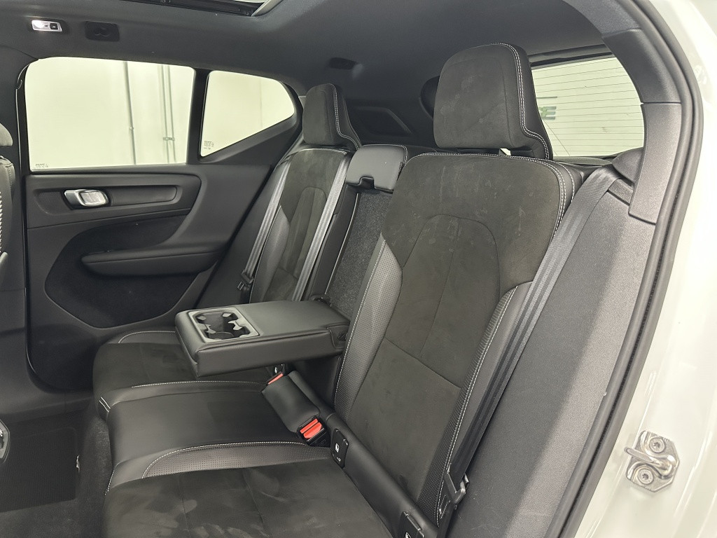 Volvo XC40 2.0 t4 awd r-design | 360 camera | harman/kardon | 20'' |