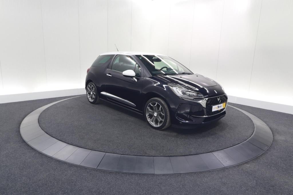 Ds Ds 3 puretech 110 so chic | camera | navigatie | parkeersensoren | clima