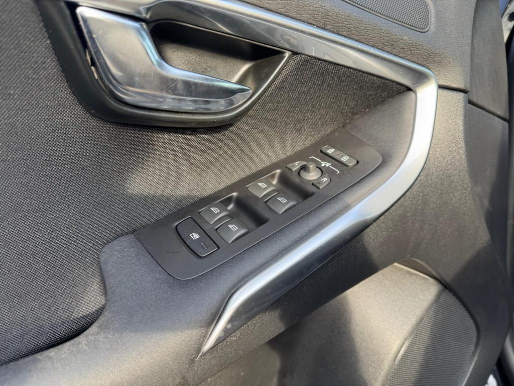 Volvo V40 1.5 t2 edition+