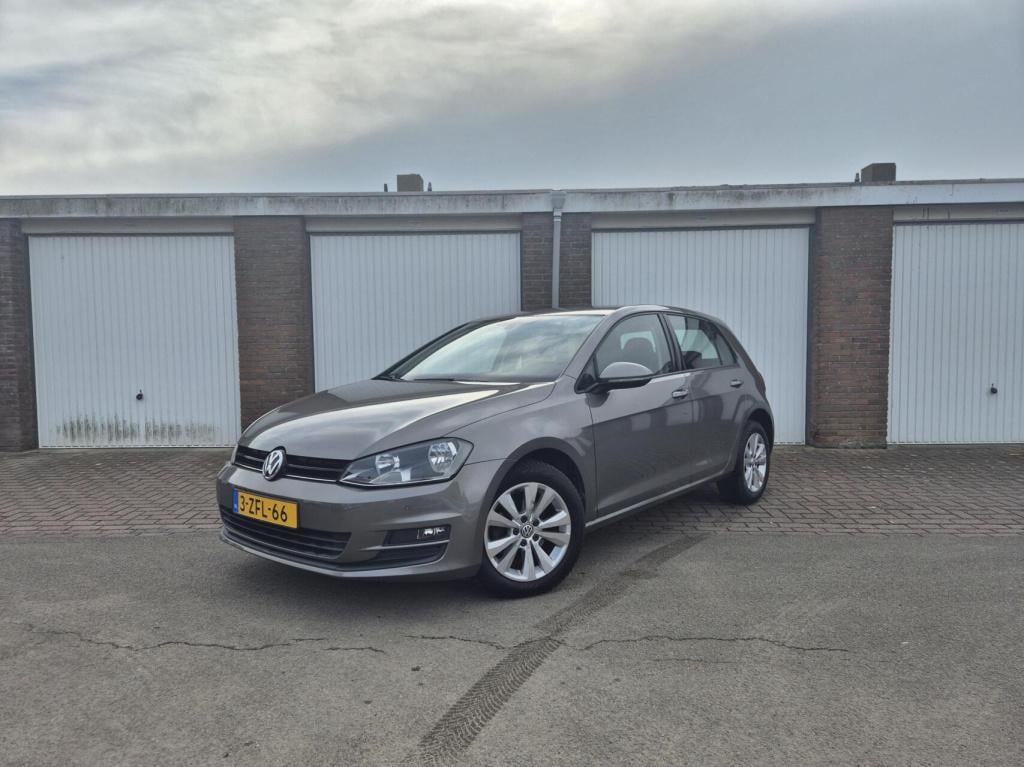 Volkswagen Golf 1.2 tsi comfortline / origineel nl / dealeronderhouden / 5-