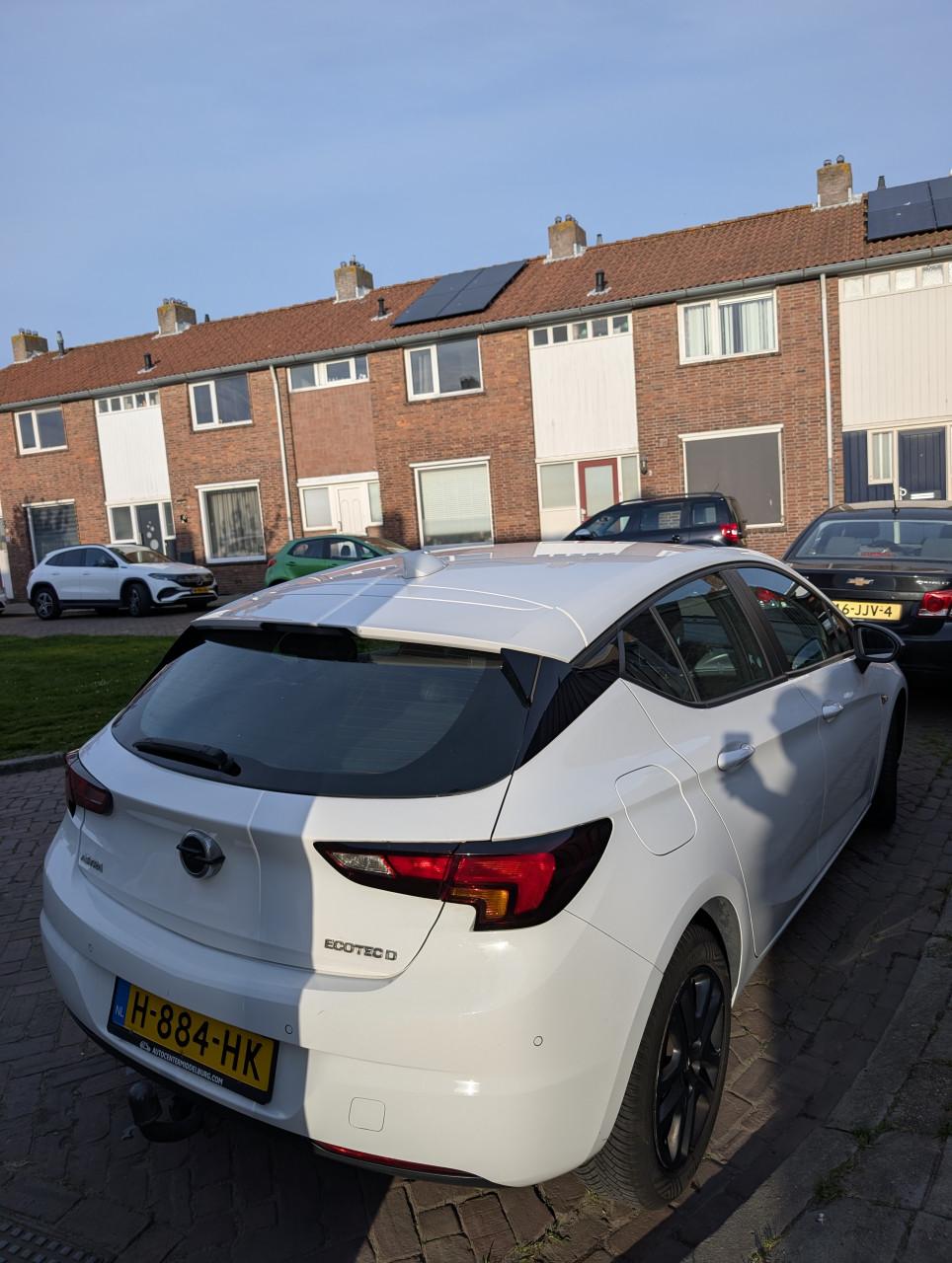 Opel Astra 1.6 Cdti 81KW 5D 2017 Wit met trekhaak