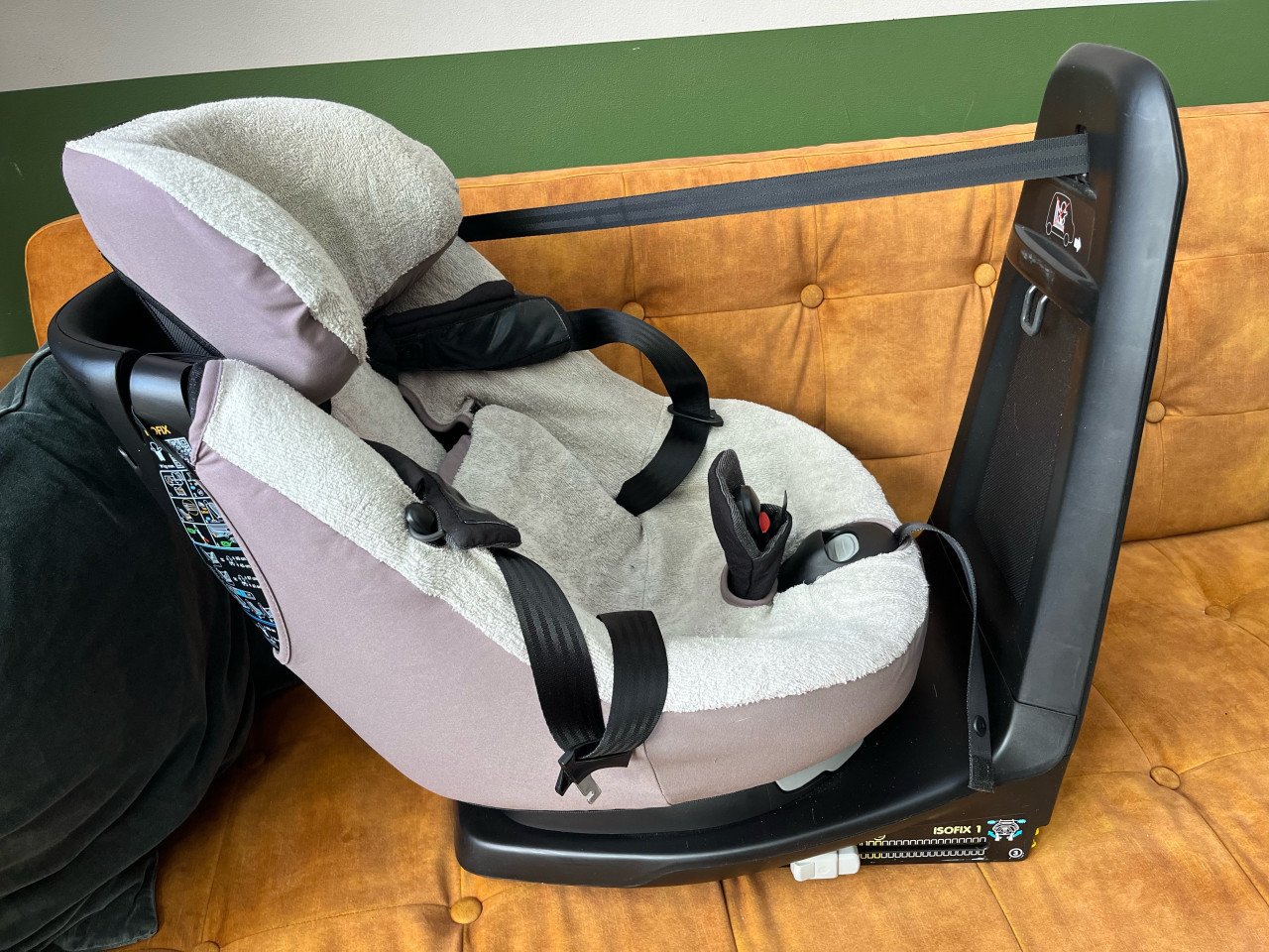 Maxi Cosi Axissfix 360 - isofix