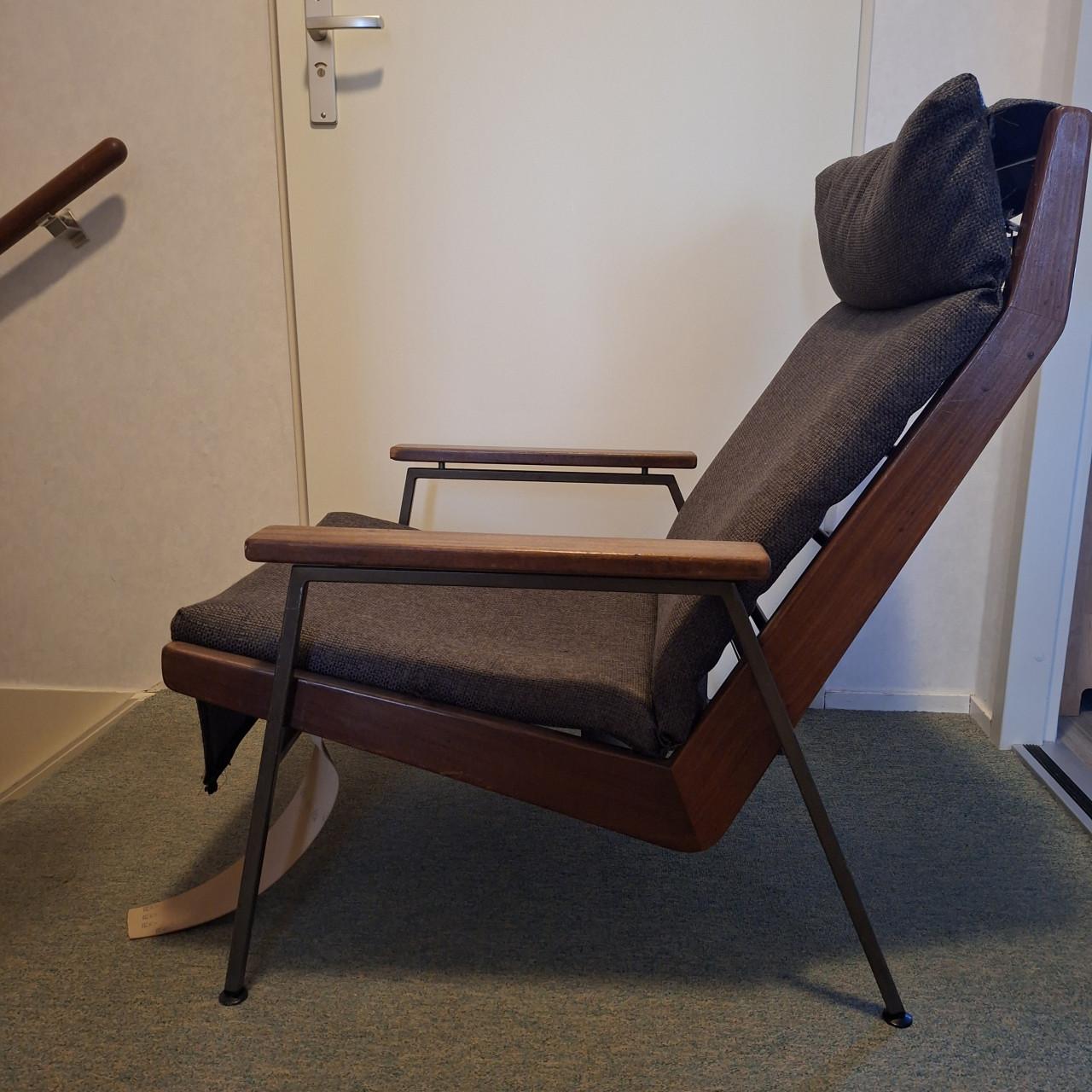 Rob Parry lotus Lounge Chair