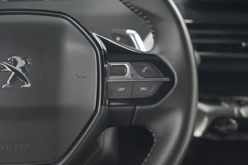 Peugeot 3008 1.6 hybrid 225 allure pack business | camera | navigatie | app