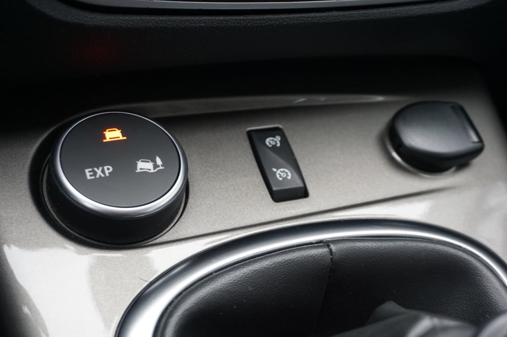 Renault Scenic xmod 1.2 tce bose climate / navi / cruise / stoelverw. / par