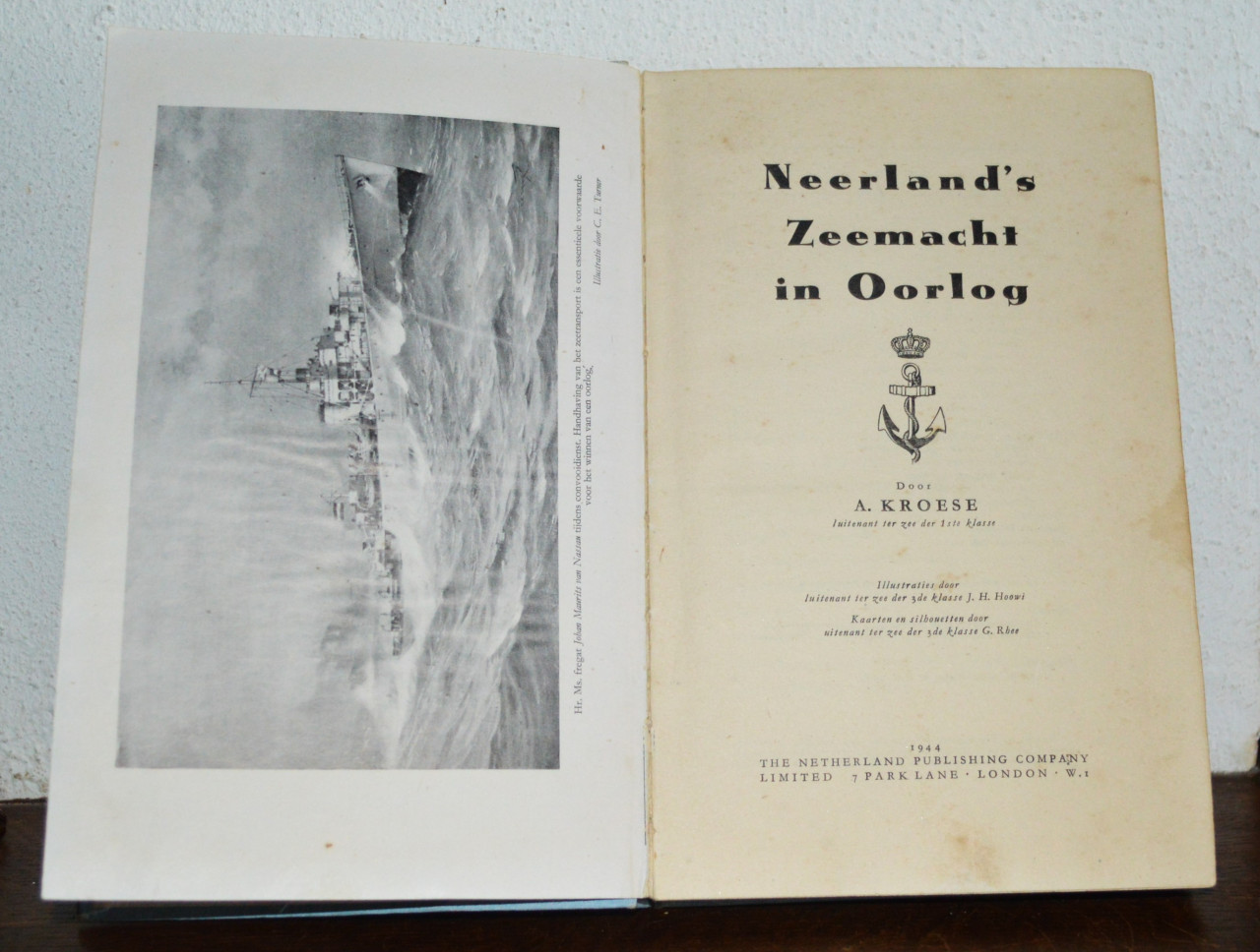Boek Neerland's zeemacht in oorlog, 1944