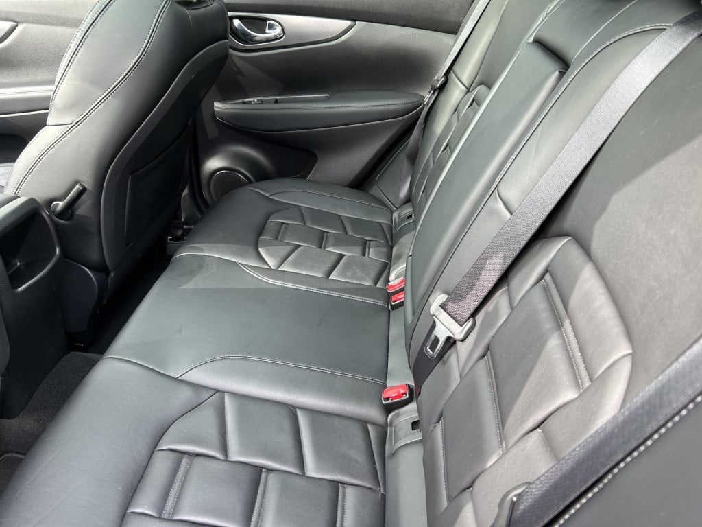 Nissan Qashqai 1.2 tekna +