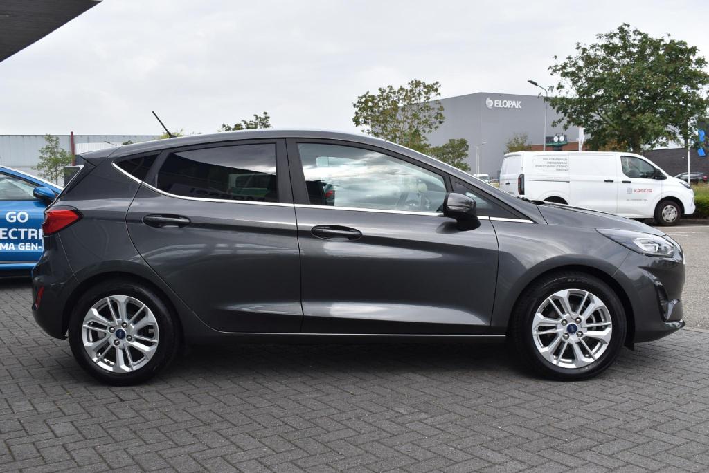 Ford Fiesta 1.0 ecoboost hybrid titanium | climate control | cruise control