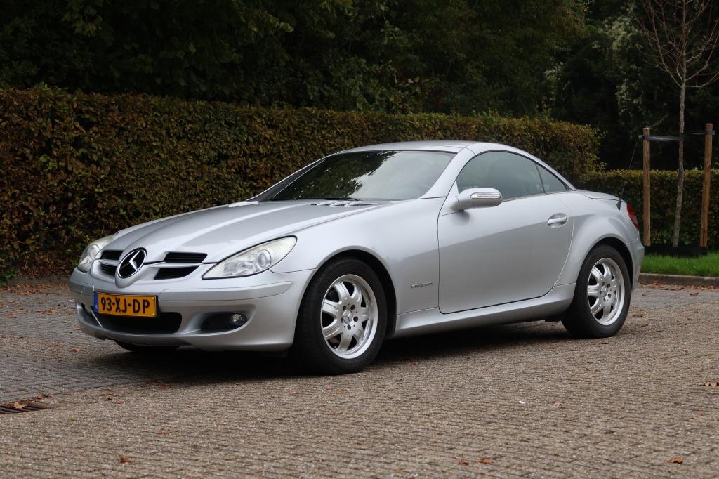 Mercedes-Benz SLK 200 k.