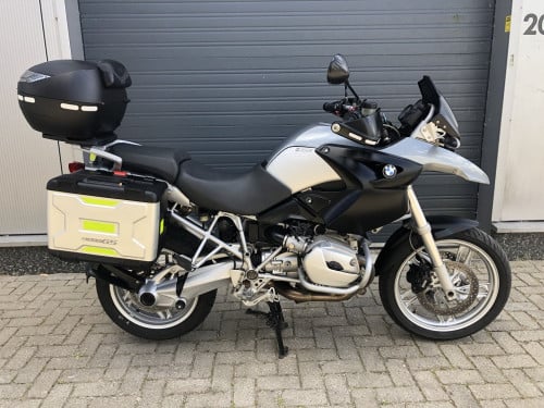 BMW R1200GS ABS uit 2008 met 74 dkm, kofferset, valbeugel, rijklaar €5450,-