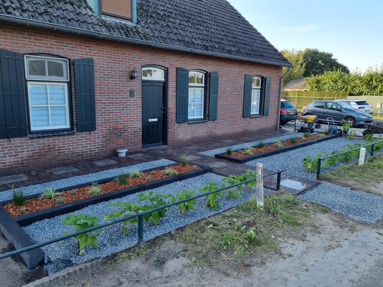 Tuinaanleg • Onderhoud • Bestrating • Schuttingen