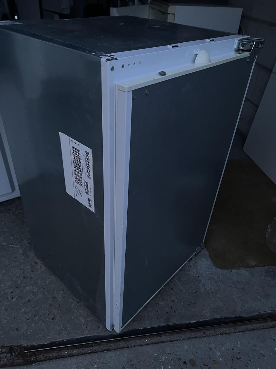 Bosch inbouw Koelkast energielabel A++ 87x55 cm. Als nieuw