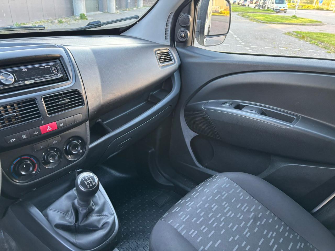 Opel Combo 1.6 D 66KW 2014 | NAP | NIEUWE APK!