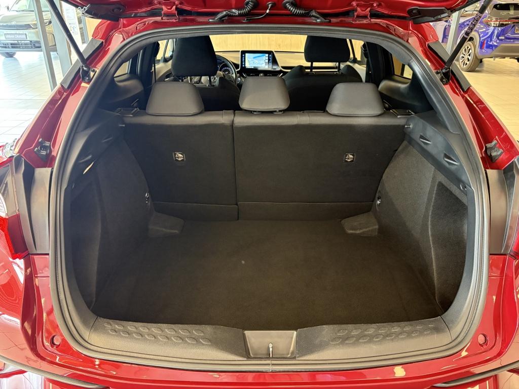 Toyota C-hr 1.8 hybrid dynamic