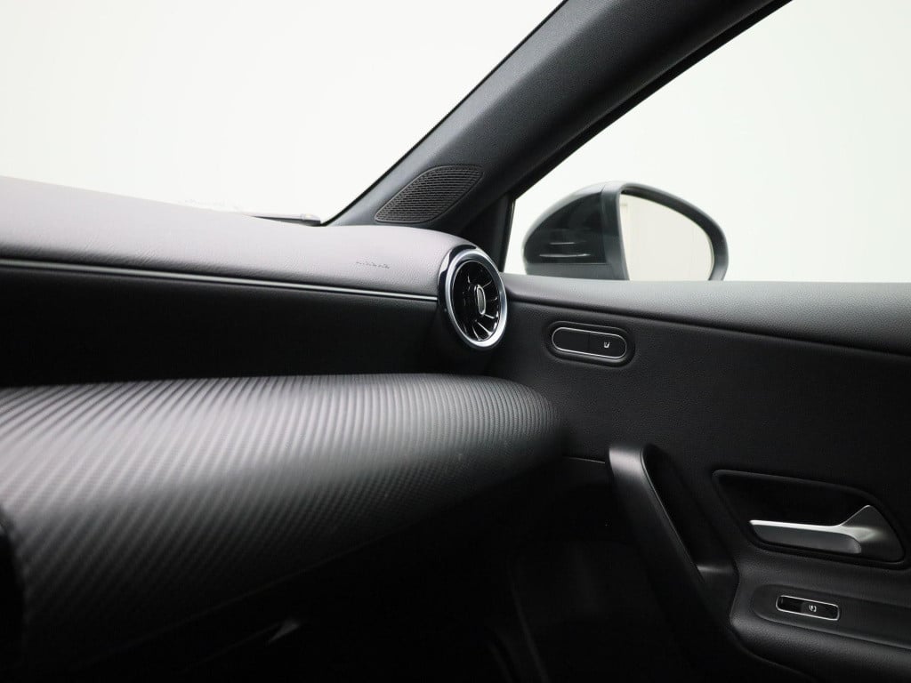 Mercedes-Benz A-Klasse 250 e | navigatie | apple carplay / android auto | c