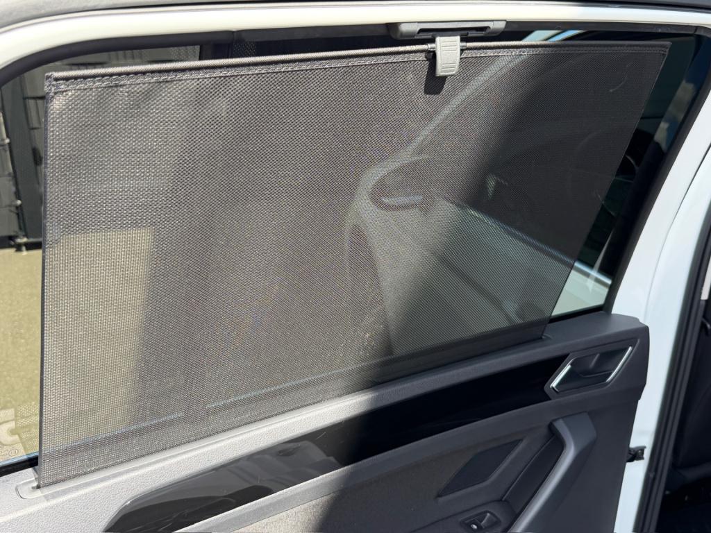 Volkswagen Touran 1.5 tsi 150pk highline | trekhaak | led | carplay | 17 in
