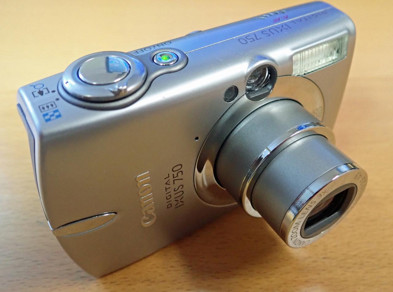 CANON Digital IXUS 750