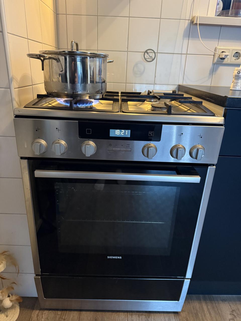 Siemens gasfornuis met oven