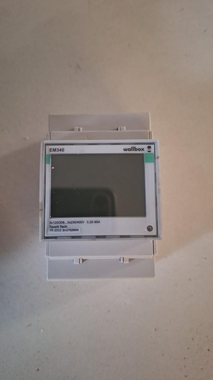 Wallbox Pulsar Max laadpaal + Power Boost 3-fase loadbalancer