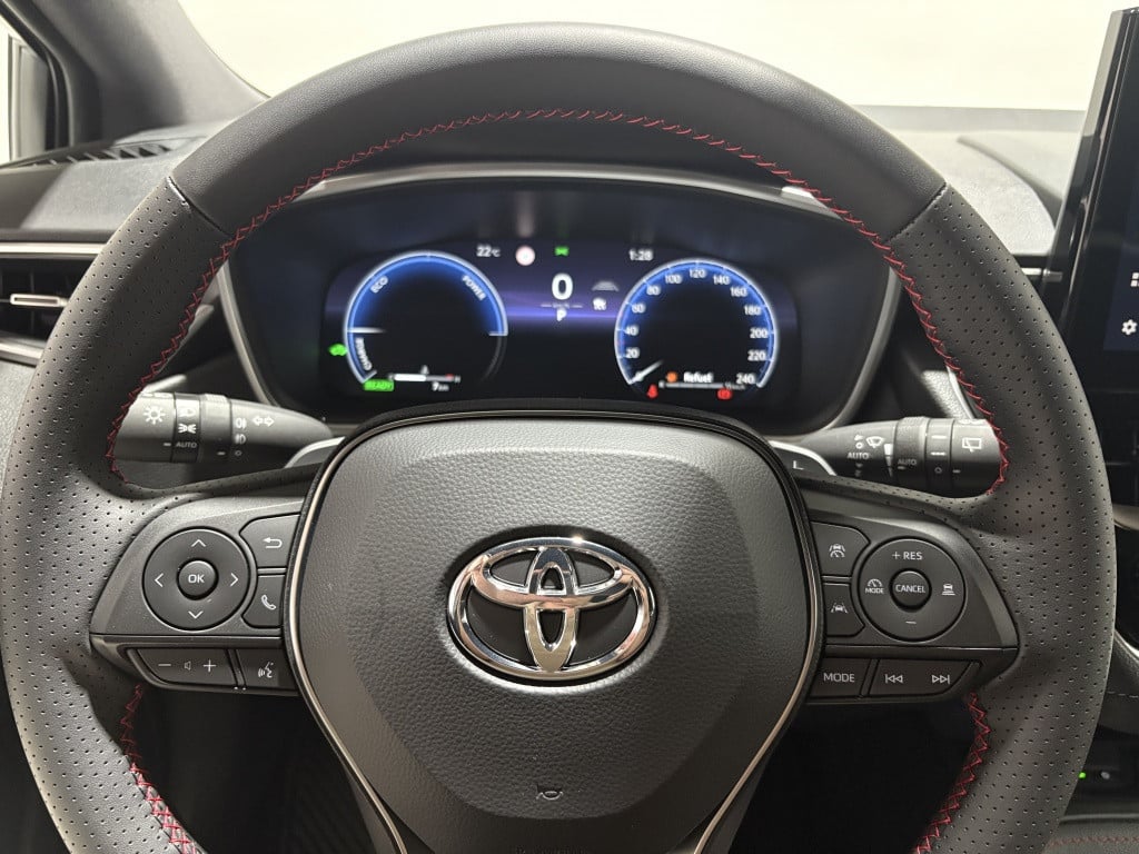 Toyota Corolla Touring Sports | € 1.500,- hybrid 180 gr sport