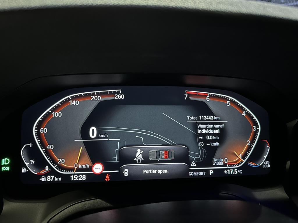 BMW 3-serie 320i high executive *facelift*memory*hud*camera*keyless