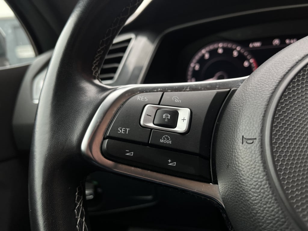 Volkswagen Tiguan 1.4 tsi 4motion highline business r | leer | camera | pan
