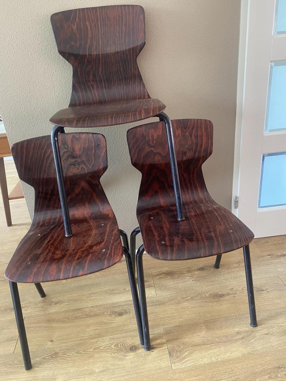 3 vintage schoolstoelen jaren 60