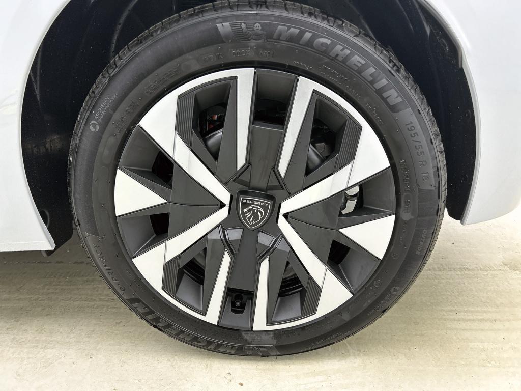 Peugeot 208 ev business 51 kwh