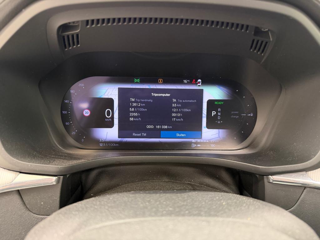 Volvo XC60 2.0 t8 plug-in-hybrid awd polestar engineered panoramadak | trek