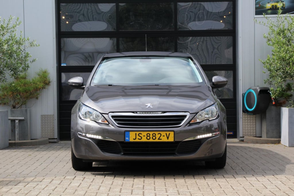 Peugeot 308 1.2 puretech active - cruise - navi - pdc - dis.riem 2024 v.v.!