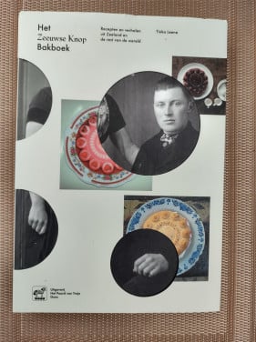 Het Zeeuwse knop Bakboek. Van Tinka Leene