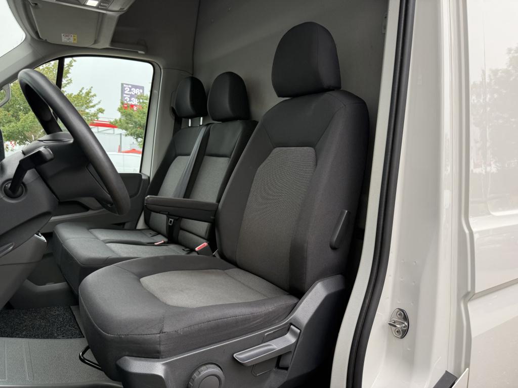 Volkswagen Crafter 30 2.0 tdi 177pk l3h3 | adapt. cruisec. | trekhaak | car