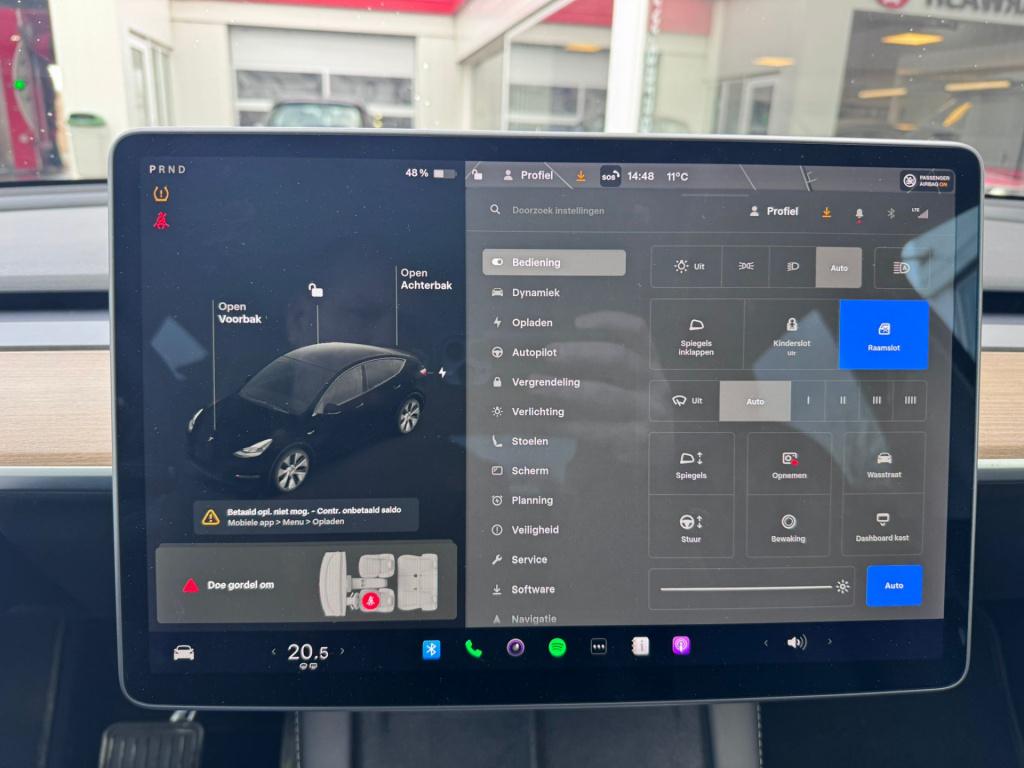 Tesla Model Y long range awd 75 kwh