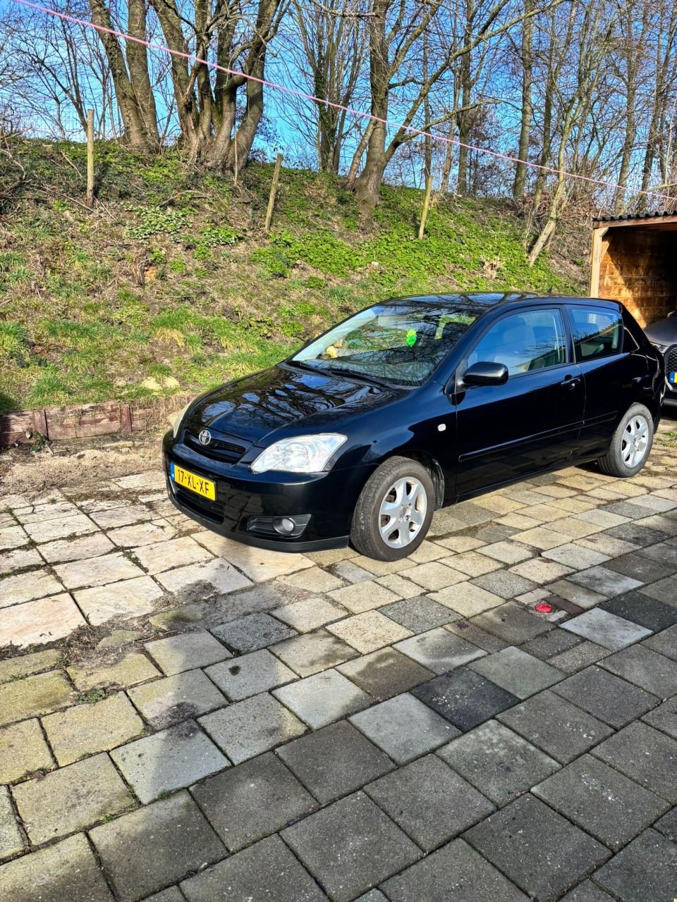 MOOIE TOYOTA COROLLA 1.6 16V VVT-i 3DR 2007 ZWART