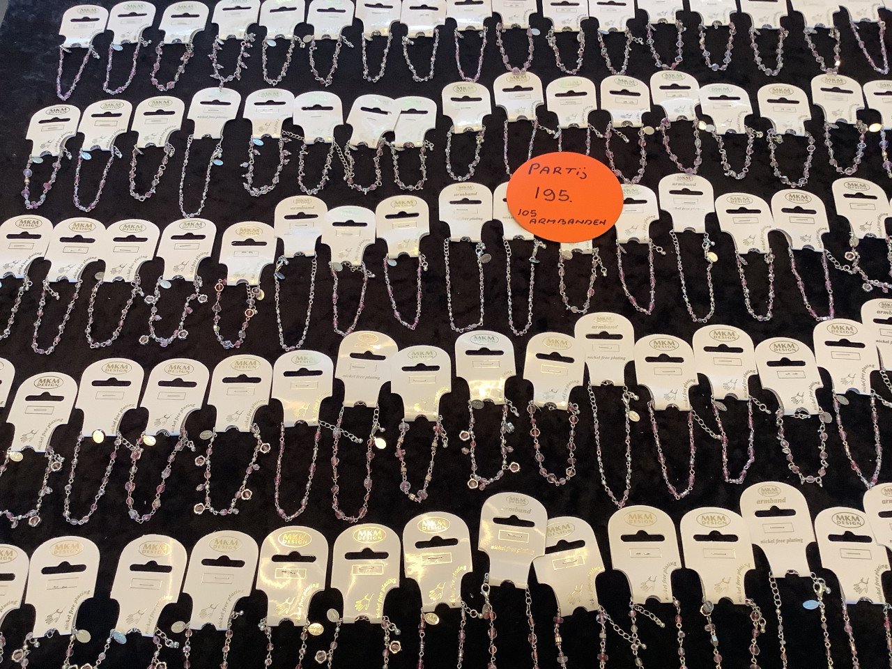 **** partij nieuwe MKM DESIGN armbandjes **** (p-195)