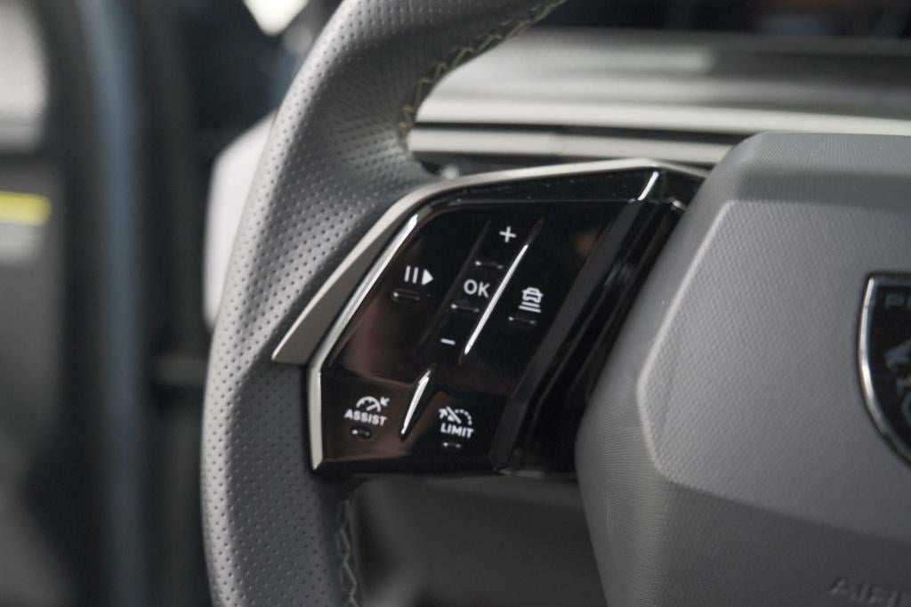 Peugeot 5008 1.2 hybrid 145 gt 7p | adaptieve cruise control | camera | ele