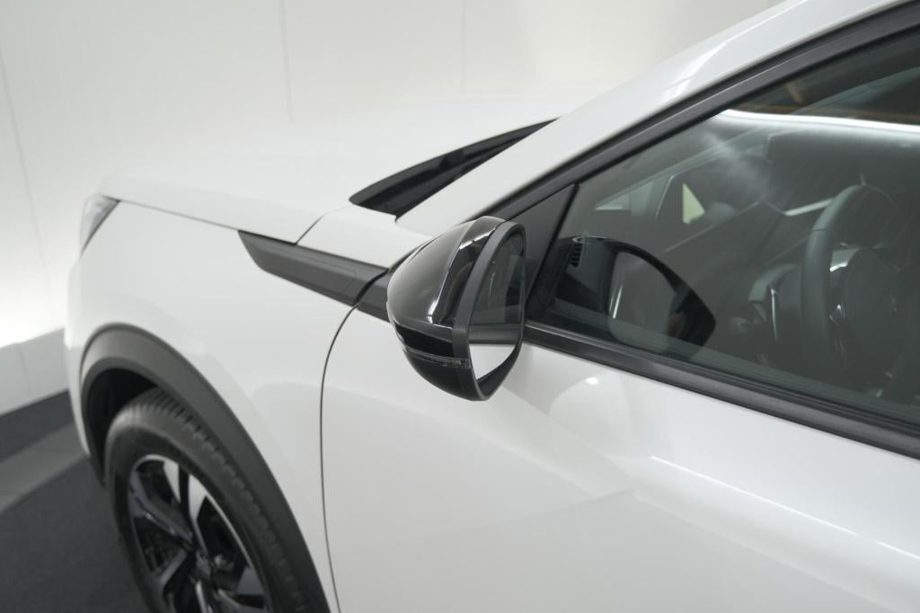 Peugeot 2008 puretech 130 eat8 allure pack | camera | parkeersensoren | key