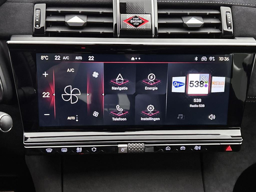 Ds Ds 7 e-tense 300pk 4x4 performance line+ | alcantara | 20" lichtmetaal |