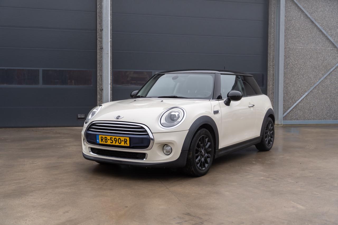 Mini Cooper 1.5 AUT - Sport stand