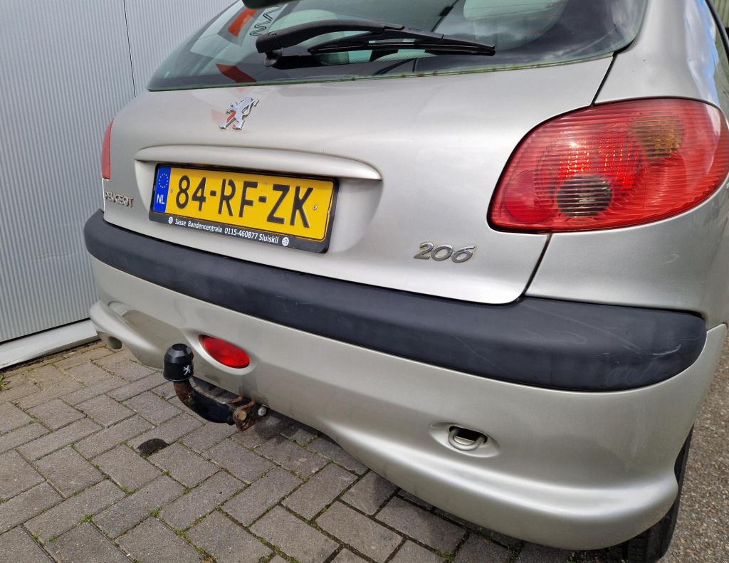 Peugeot 206 1.6-16v gentry