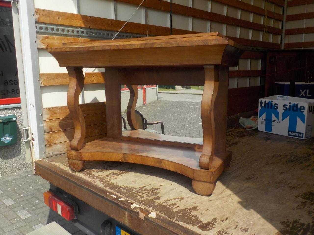 Antiek soort site table in zeer goede staat