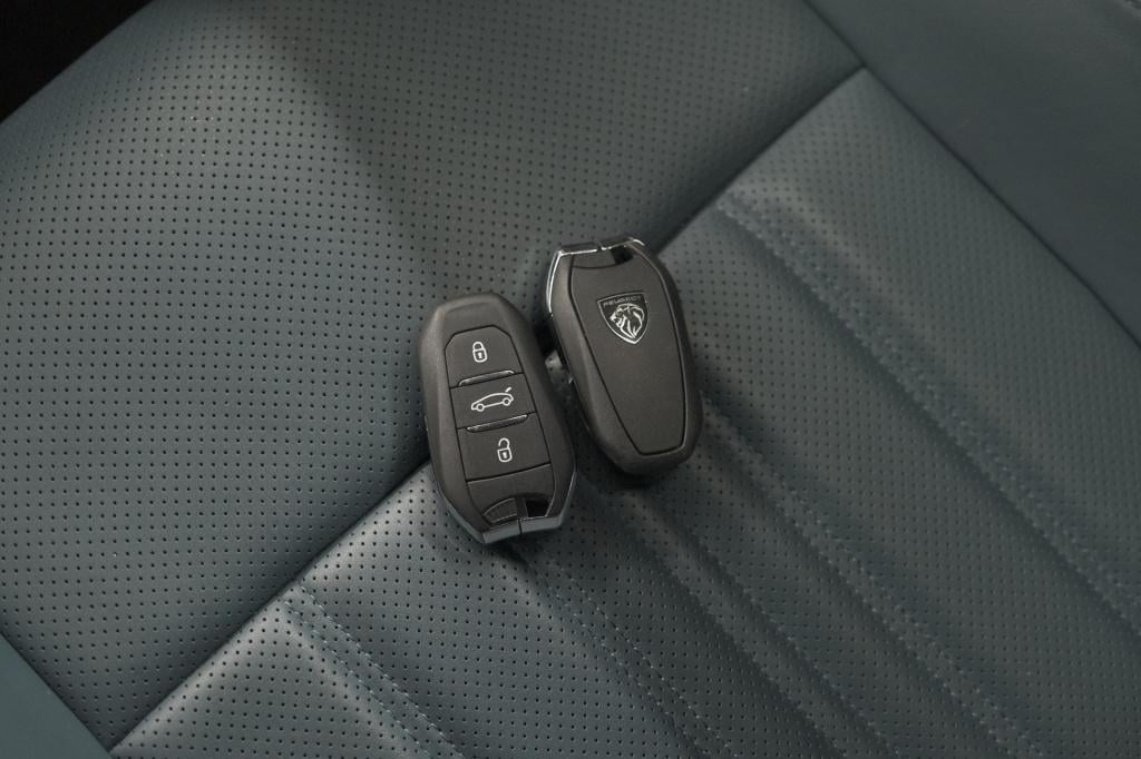 Peugeot 308 puretech 130 gt | 360 camera | stoelen-pakket | adaptieve cruis