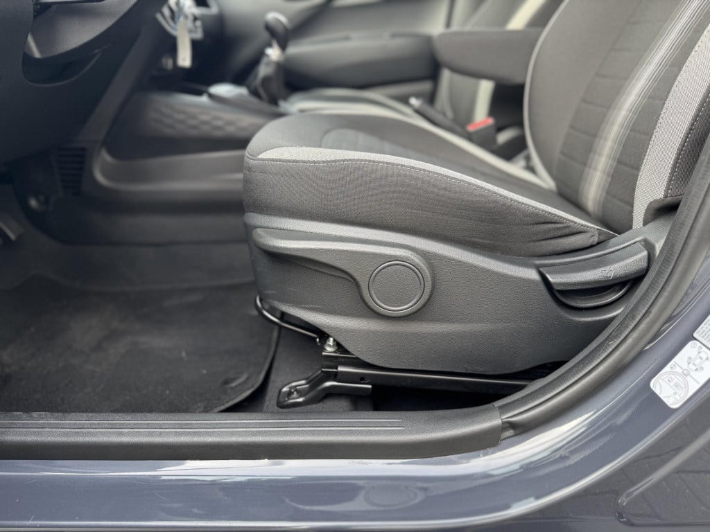Hyundai I 10 1.0 comfort smart nieuw model! | navigatie | camera | apple ca