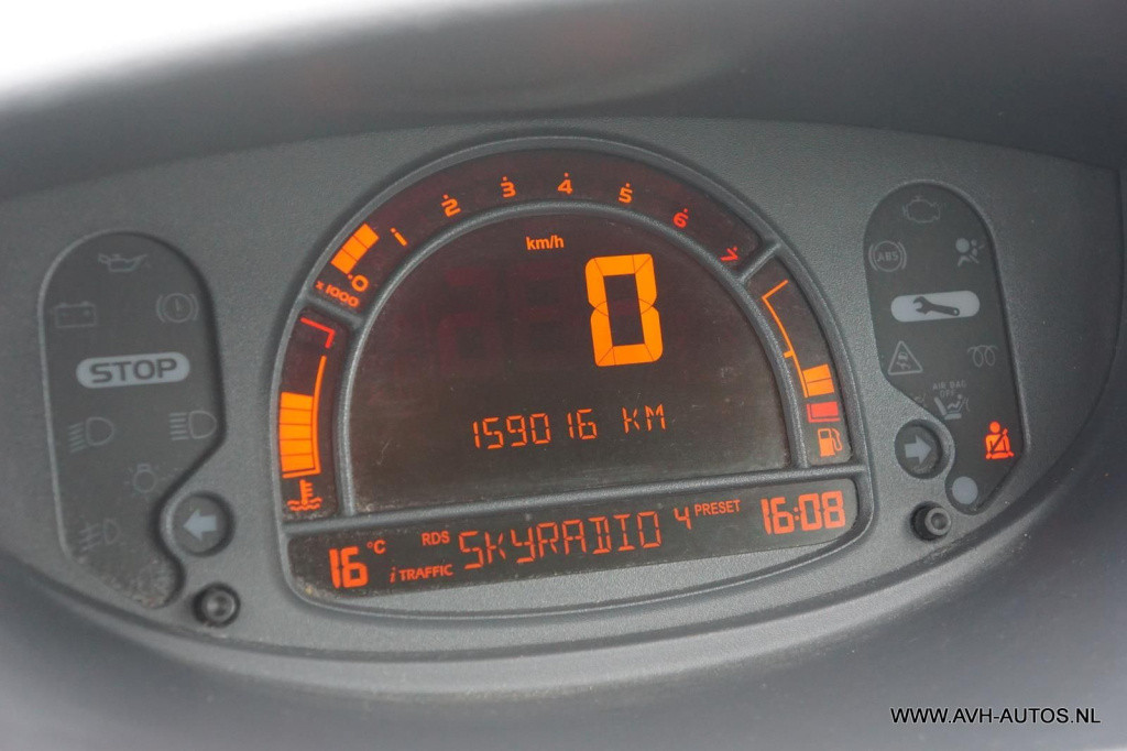 Renault Modus 1.4-16v privilège comfort