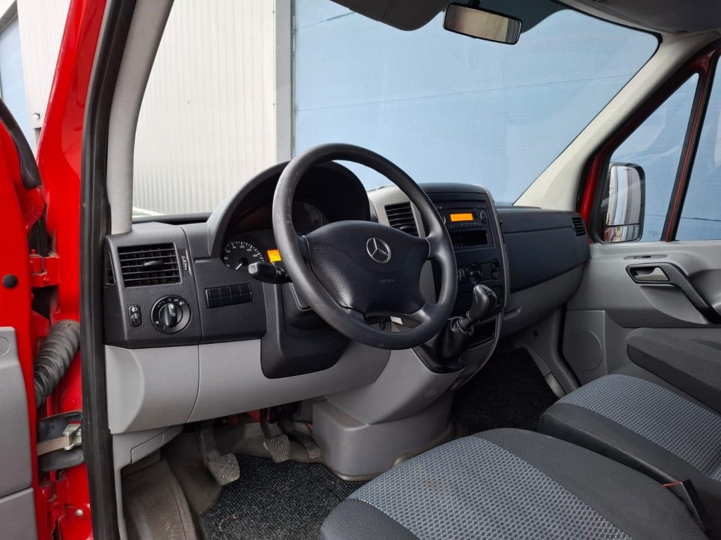 Mercedes-Benz Sprinter 210 2.2 cdi 366 functional hd 3 zits / side bars / p